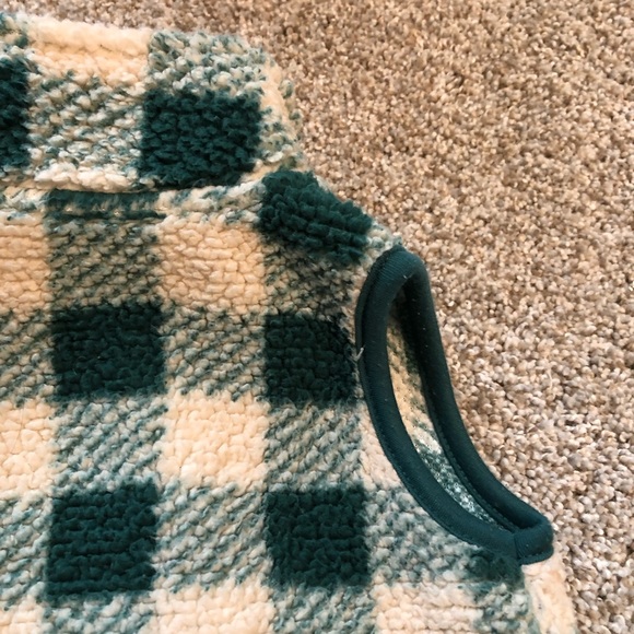 Carters 18 Month Green & Cream Sherpa Zip Up Vest- EUC - Picture 8 of 11